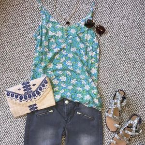 Cabi Vine Cami #5214 Aqua Blue Cottonwood Floral , size Large.